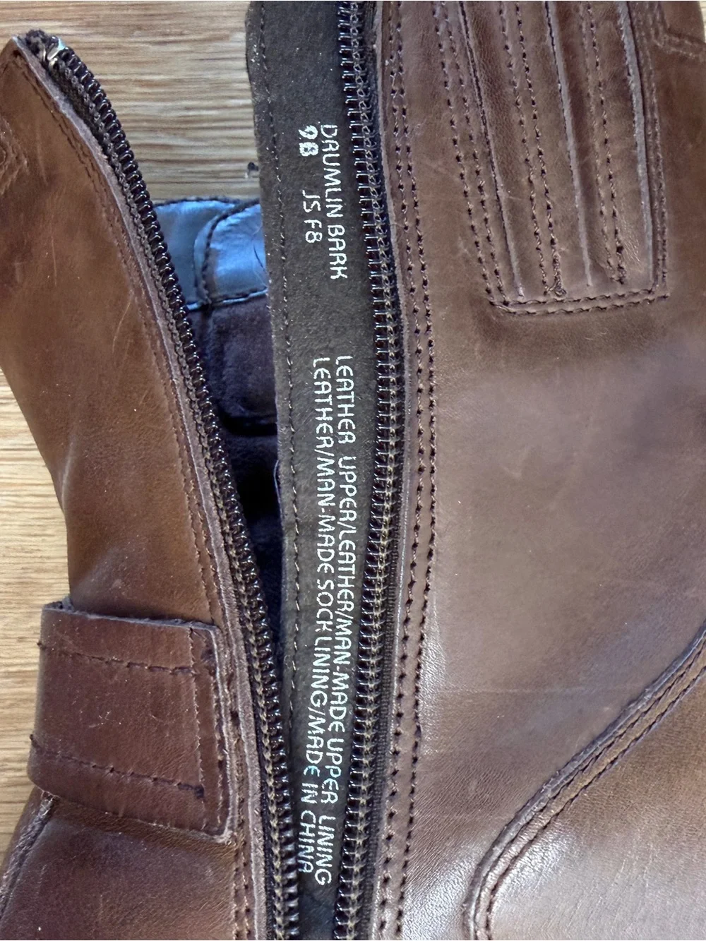 Earth Drumlin Woman’s Brown Leather Zip Ankle Boots size 8 buckle comfort